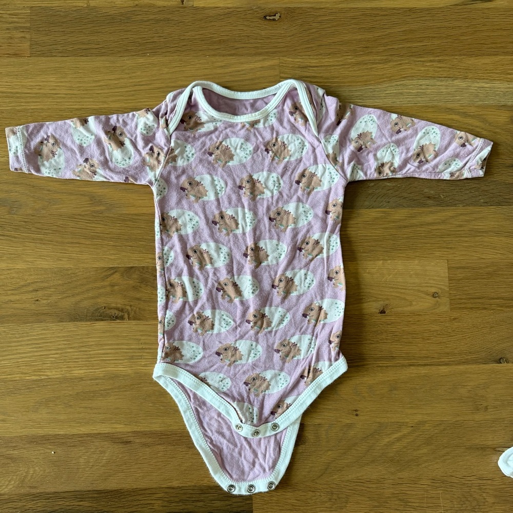 Kickee onesie hatchling